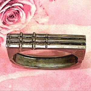 VINTAGE Silver Hinged Bangle Bracelet GRUNGE CHIC!